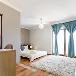 Sacalaz Πανσιόν