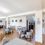 Sacalaz بيت ضيافة 3*